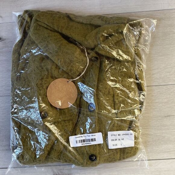 Laced By You Top / Olive L NWT and in packaging - Picture 4 of 7